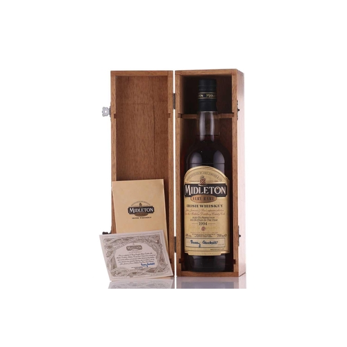 59 - A bottle of Midleton Very Rare Irish Whiskey 1994, 70cl, 40%, in wooden case, the label numbered 192... 