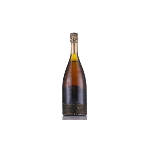 8 - A bottle of Charles Heidsieck 'Champagne Charlie', 1979, 12% Vol, 75cl.Private cellar in EssexGood l... 