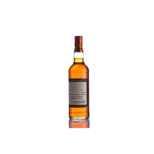 91 - A bottle of Mortlach Pure Highland Malt Scotch Whisky, 12 years, 40%, 75cl, together with a bottle o... 