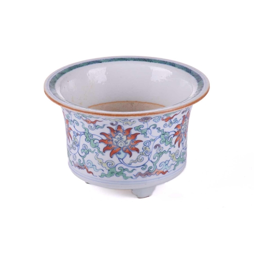 161 - A Chinese porcelain wucai jardiniere, with everted rim, decorated with five lotus flowers and scroll... 