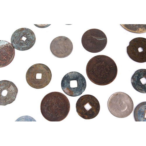 162 - A small collection of Chinese coins Ming dynasty and later, to include a Republic of China, Memento:... 