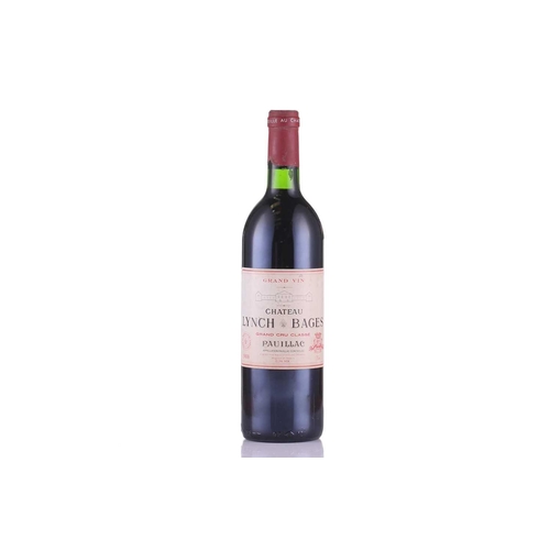 444 - A bottle of 1986 Chateau Gruaud Larose, together with a 1990 Chateau Lascombes and a 1988 Margaux, C... 