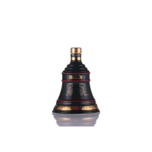 447 - A bottle of Chivas Brothers Royal Salute Blended Scotch Whisky, ceramic decanter with cloth bag, 70c... 