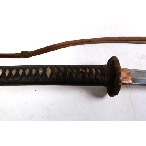 460 - A Japanese World War II, Shin Gunto officers sword, with ray skin and cord-bound tsuka, gilt bronze ... 