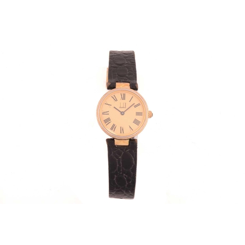 269 - Dunhill - collectors' lot comprising a lighter, a fountain pen and a watch; the Rollagas lighter wit... 