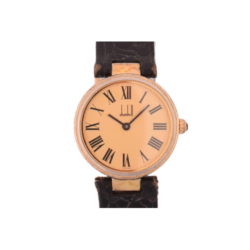 269 - Dunhill - collectors' lot comprising a lighter, a fountain pen and a watch; the Rollagas lighter wit... 