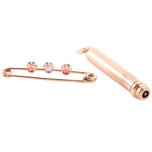 29 - A small collection of jewellery items; to include a Victorian garnet brooch, of quatrefoil form, set... 