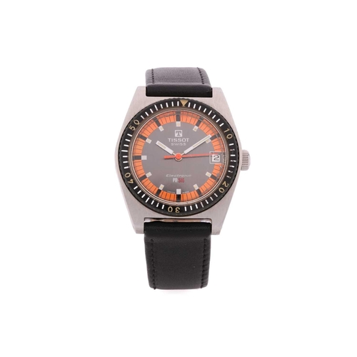 439 - A Tissot Electronic PR-516 diving watch, featuring a battery-operated Swiss-made movement in a steel... 