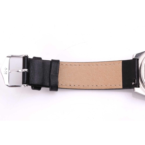 439 - A Tissot Electronic PR-516 diving watch, featuring a battery-operated Swiss-made movement in a steel... 