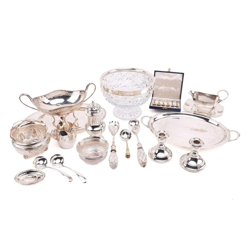 487 - A George V silver tray, Birmingham 1927, with gadroon rim, engraved 'Presented to Mr & Mrs L.M. Brah... 