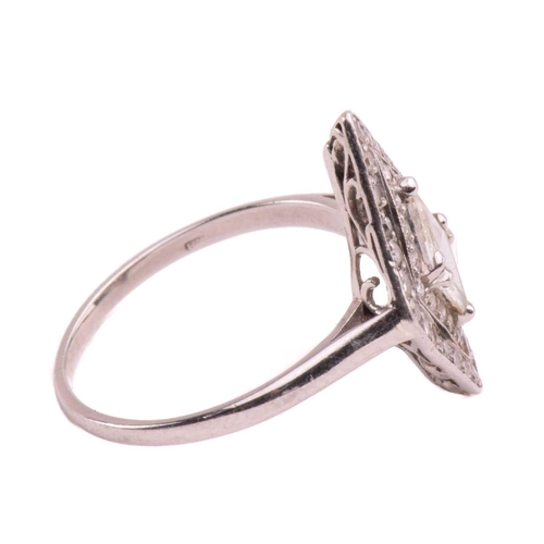 5 - An Art Deco diamond dress ring, circa 1920, the navette-shaped cluster with a central kite shape dia... 
