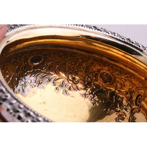 514 - A George IV silver three-piece tea service, by John & Thomas Settle from the Gunn & Co, Sheffield 18... 