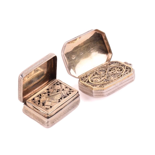 536 - A George III silver vinaigrette, by Samuel Pemberton, Birmingham 1801, of rectangular form with cant... 