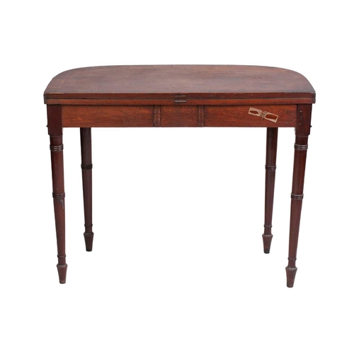 153 - An early 19th century mahogany and rosewood crossbanded foldover card table, with bowed front boxwoo... 