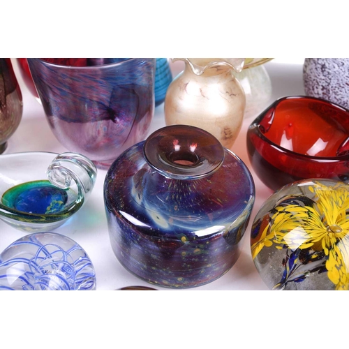 252 - A collection of British Art Glass, including a Martin Andrews Stone Series vase, with etched mark da... 