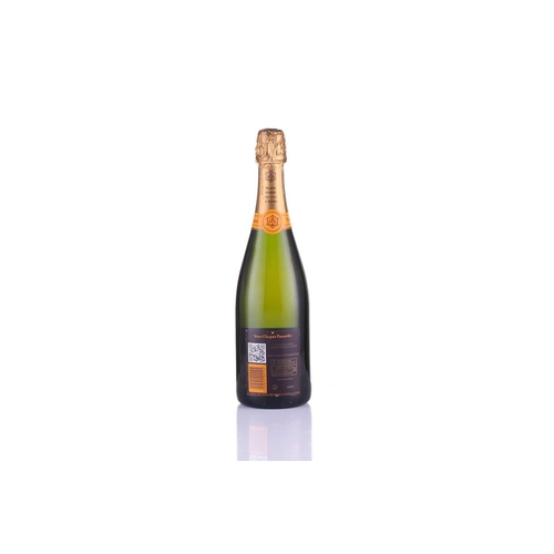 289 - A bottle of Veuve Clicquot La Grande Dame Champagne, 2008, 750ml, 12.5%, together with a Veuve Clicq... 