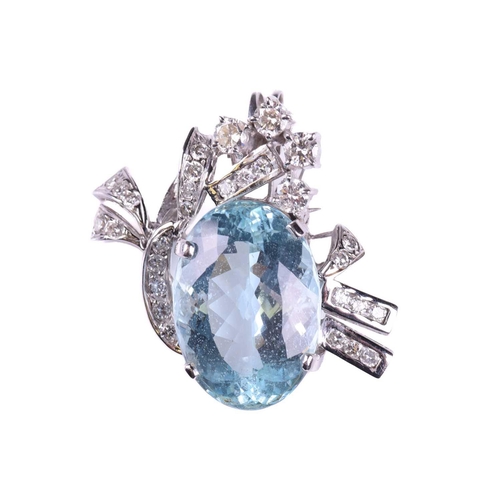 252 - An aquamarine and diamond brooch/pendant, the aquamarine measuring 23.3mm x 6.4mm x 10.6mm, within a... 