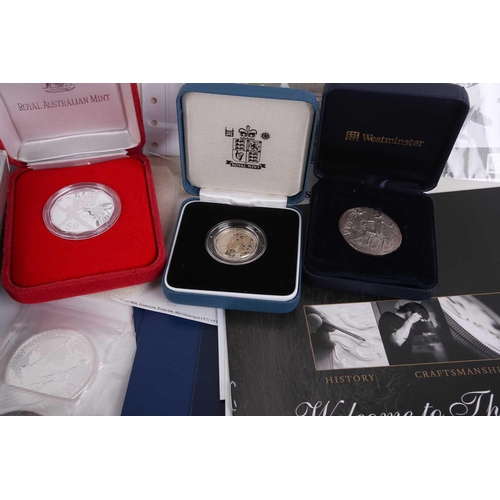 364 - A collection of Commemorative coin covers including Henry VIII, Battle of Britain, Dunkirk Evacuatio... 