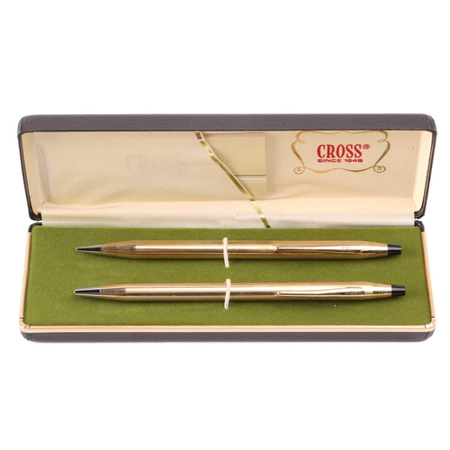 401 - Les Must de Cartier - two boxed 'Vendôme Trinity' pens of crosshatch pattern; containing one fountai... 