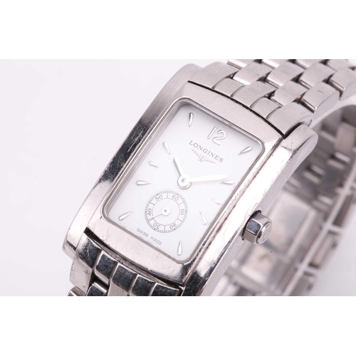 459 - A Longines Dolce Vita lady's dress watch in steel with seconds subdial. Model: L5.155.4 Serial: 3305... 