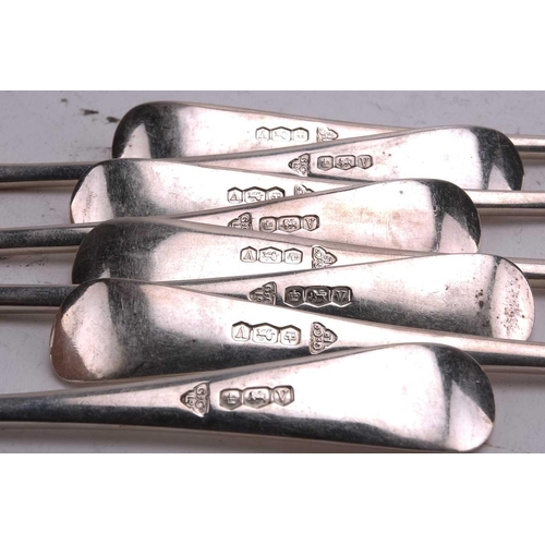 569 - An early 20th century set for twelve settings cast silver 