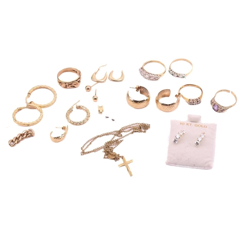 88 - A small quantity of 9ct jewellery, including four rings, a number of earrings, a quantity of costume... 