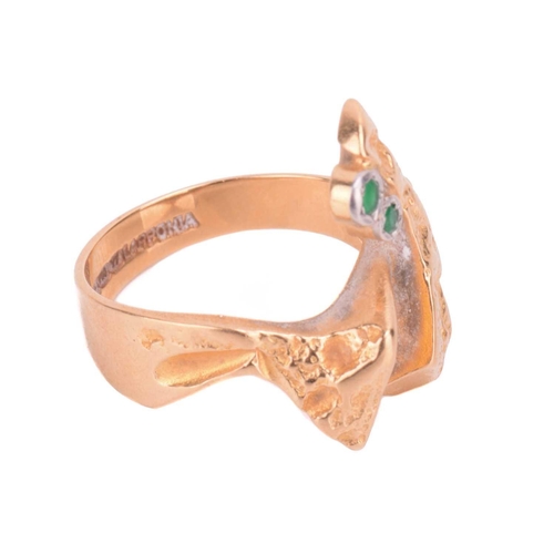 103 - A Finnish Modernist ring in 18ct yellow gold, designed by Björn Weckström, of organic form, collet-s... 