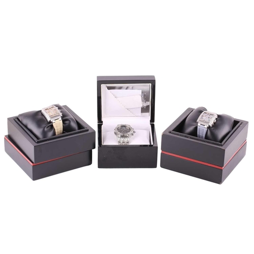 330 - Two Andre le Marquand watches and an Aston Gerard watch. It features an Andre le Marquand chronograp... 