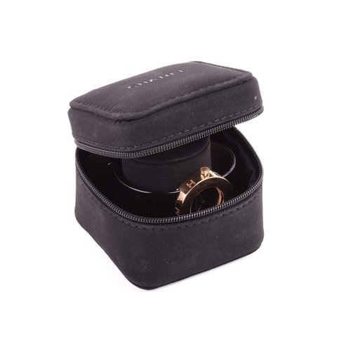 343 - A Chanel 18ct gold La Ronde watch Model: M0583 La Ronde Serial: P.S. 62312 Year: 1999 Case Material:... 