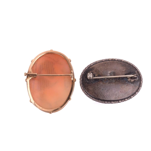 66 - A small collection of jewellery, to include a pair of Arts and Crafts moonstone drop shape earrings ... 