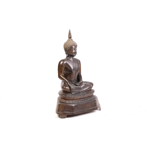 257 - A large bronze Theravada Buddha seated in Bhumisparsha mudra, 18th century, with lotus flame ushnish... 