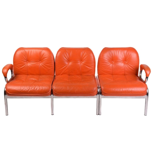 275 - A set of modular Girsberger 'Model 1400' lounge chairs, with orange leather button upholstery and ch... 