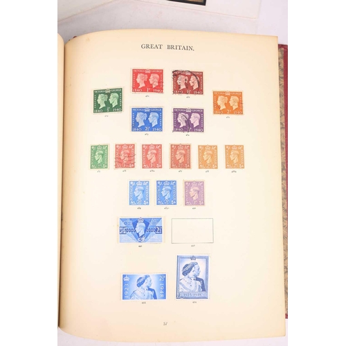 370 - A 'Windsor Loose-Leaf' stamp album, containing Great Britain issues to include 7 x Two Pence Blues, ... 