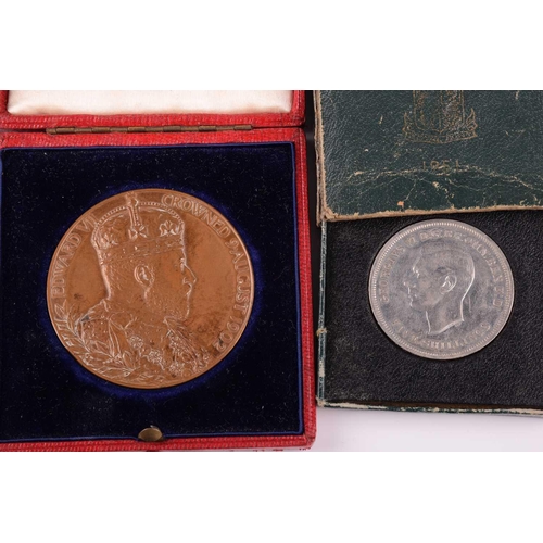 338 - A large collection of commemorative medals, some Campaign, 19th century and later, to include a Vict... 