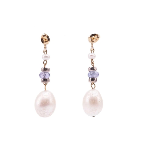 15 - A cultured pearl and tanzanite pendant on chain, together with a pair of matching drop earrings; of ... 