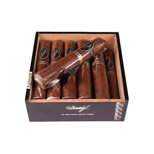 115 - One Box of Davidoff Escurio Gran Toro (12 cigars) Deceased estate. From a private collection in Lond... 