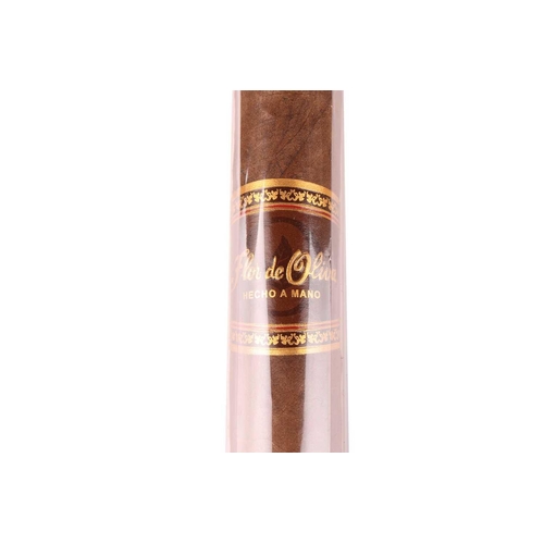 116 - Forty-Four Flor de Olivia Churchill Single Cigars, loose in cellophane. Qty: (44) Deceased estate. F... 