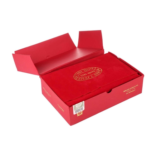 125 - One Box of Romeo y Julieta Linea de Oro Hidalgos, (20 cigars), EMS, OER MAY21 Deceased estate. From ... 