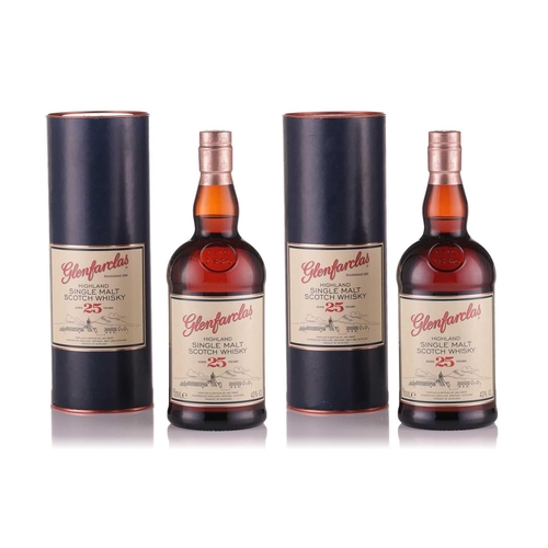 135 - Two bottles of Glenfarclas Highland Single Malt Scotch Whisky, 25yr, 43%, 700ml