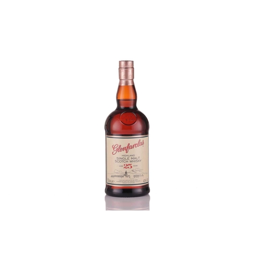 135 - Two bottles of Glenfarclas Highland Single Malt Scotch Whisky, 25yr, 43%, 700ml