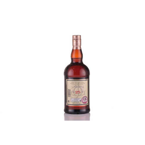 135 - Two bottles of Glenfarclas Highland Single Malt Scotch Whisky, 25yr, 43%, 700ml