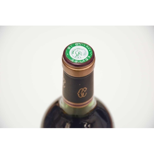 40 - Four bottles of Chateau Gruaud Larose 2eme Grand Cru Classe St Julien, 1982 Qty: (4) Cellar in Londo... 