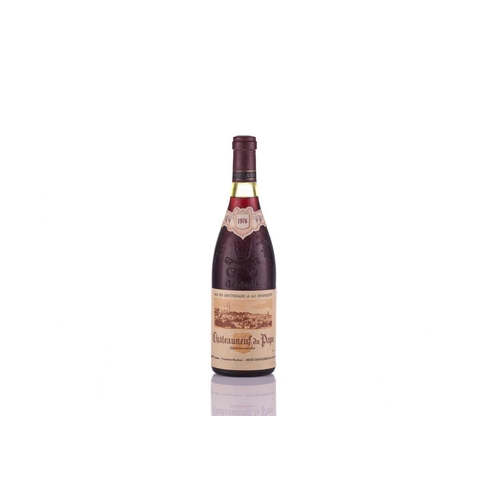 47 - Eleven Bottles of Chateau de Beaucastel Chateauneuf-Du-Pape Cotes du Rhone, 1 of 1985, 1 of 1986, 1 ... 