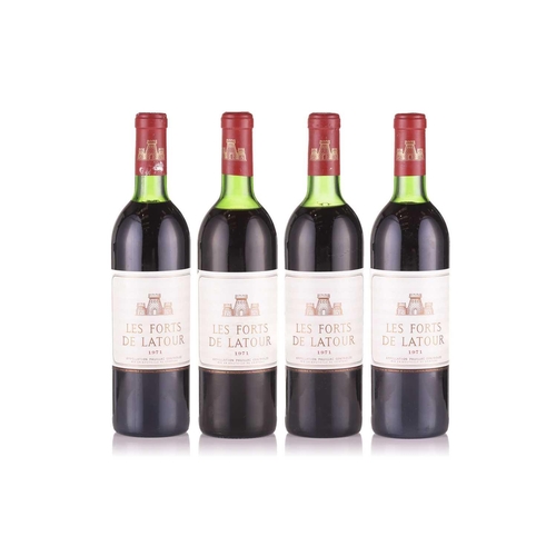 51 - Four bottles of Les Forts De Latour Pauillac, 1971 Qty: (4) Cellar in London Top Shoulder/scuff to o... 