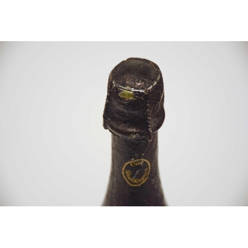 65 - A bottle of Dom Perignon Vintage Champagne, 1992, 12.5%, 750ml Cellar in Berkshire Slightly nicked l... 