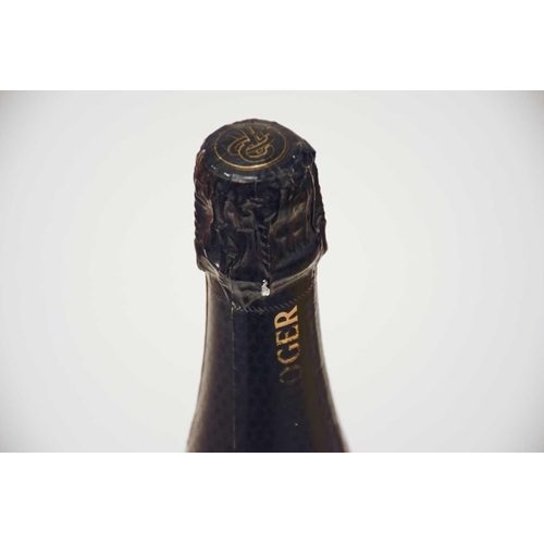 66 - A bottle of Pol Roger Vintage Champagne, 1998, 12%, 75cl Cellar in Berkshire Slightly nicked front/b... 