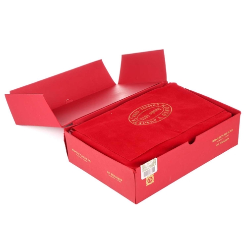 71 - One Box of Romeo y Julieta Linea de Oro Hidalgos, (20 cigars), EMS, OPR JUL21 Deceased estate. From ... 