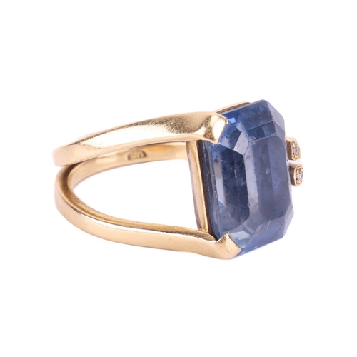 137 - An unheated colour-change Ceylon sapphire solitaire ring, featuring an octagonal step-cut sapphire o... 