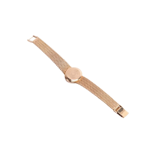 148 - An 18ct gold Rolex Cellini ladies wristwatch, featuring a champagne face with gilded hands, set in a... 