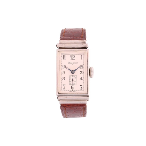 157 - A 1937 Longines rectangle mechanical dress watch Model: 2577 Serial: 5680530 Year: 1937 Case Materia... 